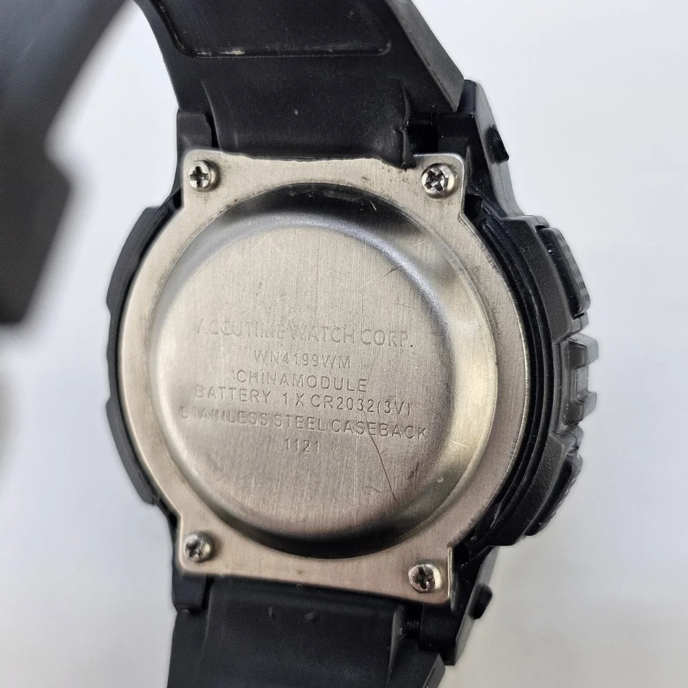 Women's Digital Sports Watch 38MM Black Plastic Bands Light NEW Battery
